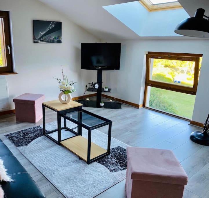 Appartement Lumineux Avec Vue Sur Les Montagnes Morbier Eksteriør billede